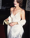 JamieLeeCurtis-GoldenGlobes-015.jpg