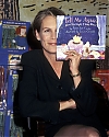 JamieLeeCurtis-Signing-006.jpg