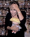 JamieLeeCurtis-BookSigning-012.jpg