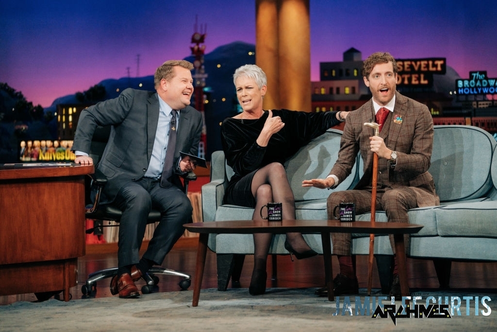 JamieLeeCurtis-LateLateShow-04.jpg
