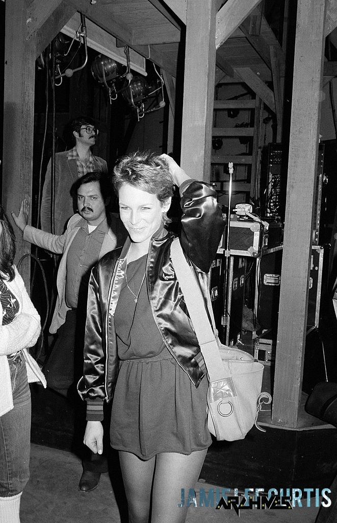 JamieLeeCurtis-FridaysTaping-028.jpg